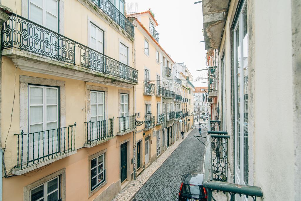 Camoes Deluxe Bairro Alto Apartment Lisboa Екстериор снимка