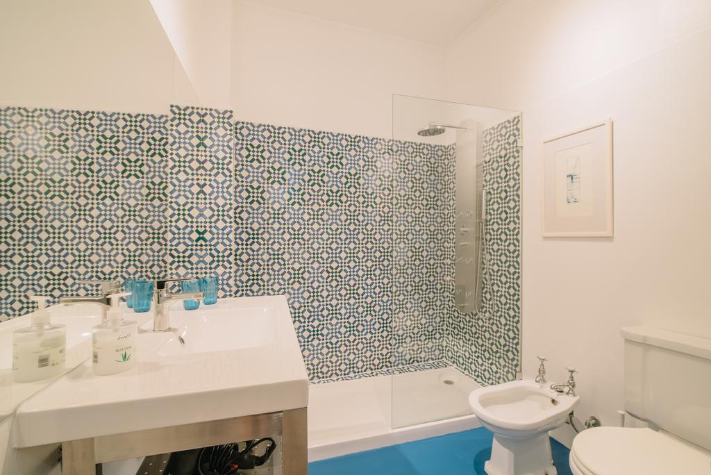 Camoes Deluxe Bairro Alto Apartment Lisboa Екстериор снимка