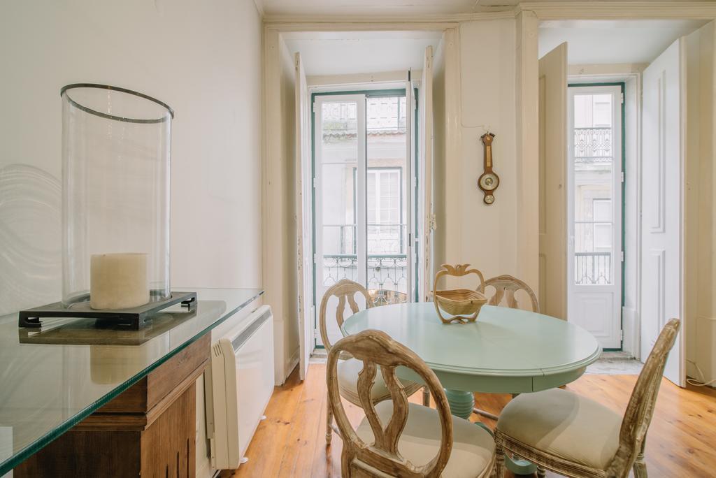 Camoes Deluxe Bairro Alto Apartment Lisboa Екстериор снимка